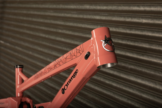 2022 Switch 7 Frame Angel Delight MEDIUM