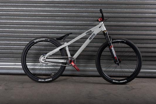 Ex-Demo 2025 Whippet, Smoke White - Orange Bikes