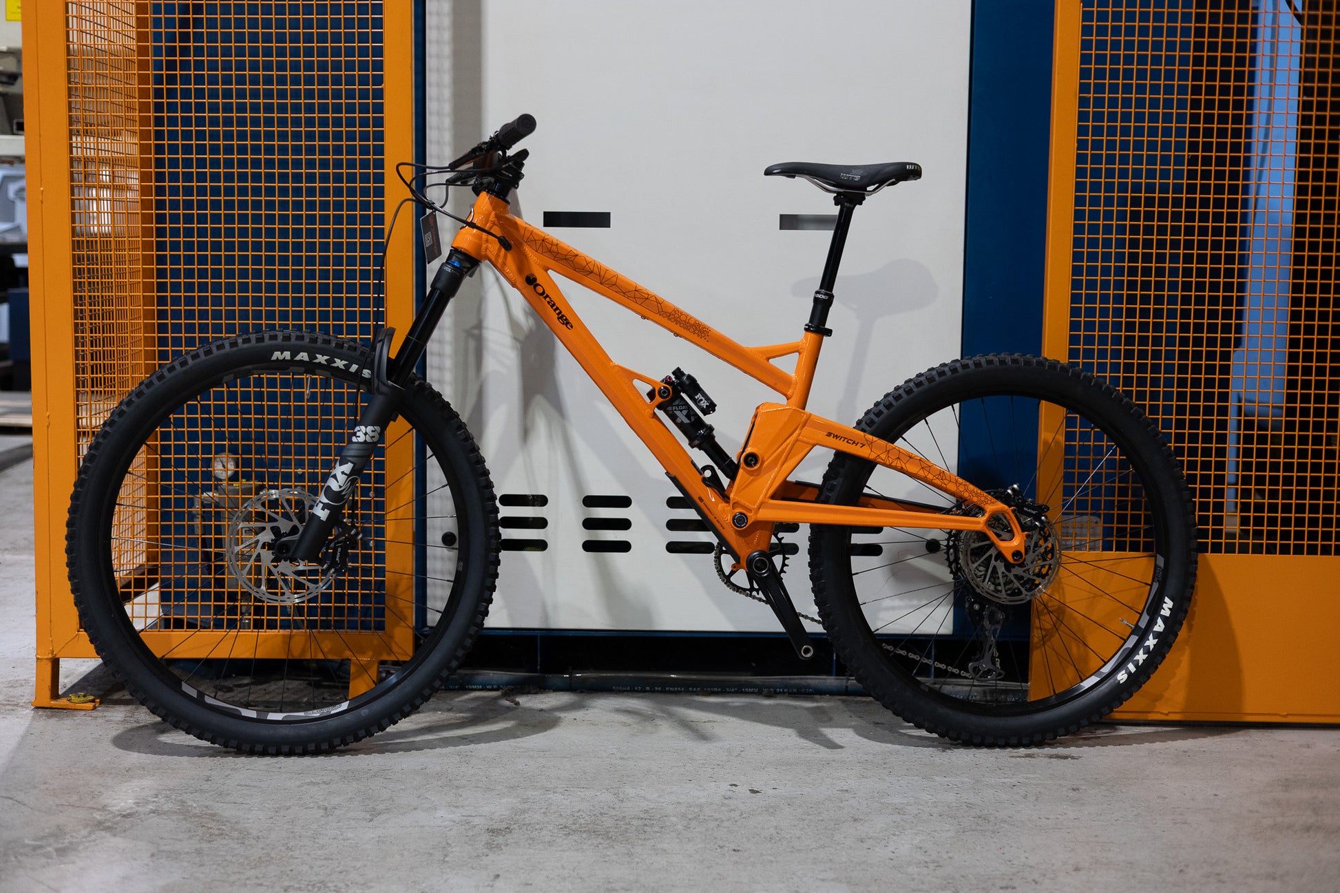 2022 Switch 7 Pro (EX-DEMO) - Orange Bikes