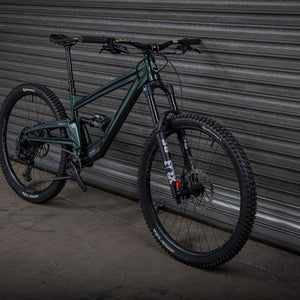2026 Stage 6 Pro - Orange Bikes
