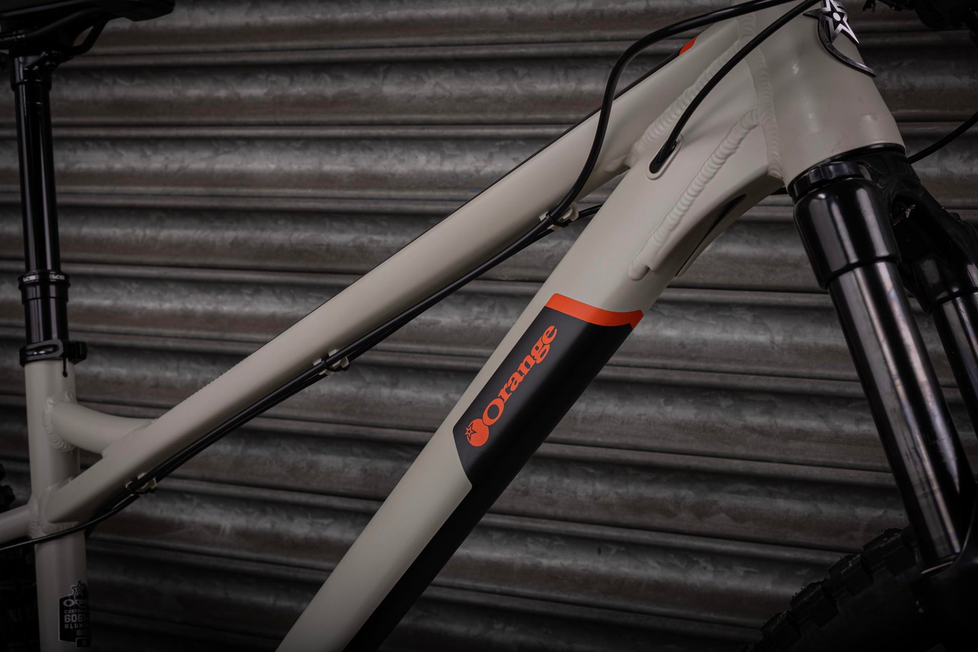 Clockwork EVO 29 COMP - Orange Bikes