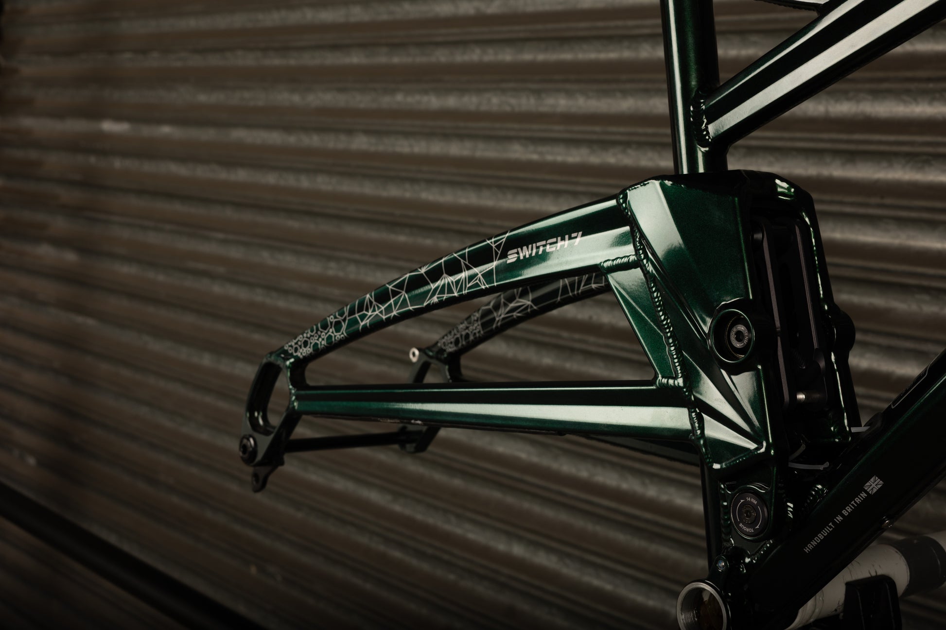 2022 Switch 7 Frame British Racing Green LARGE