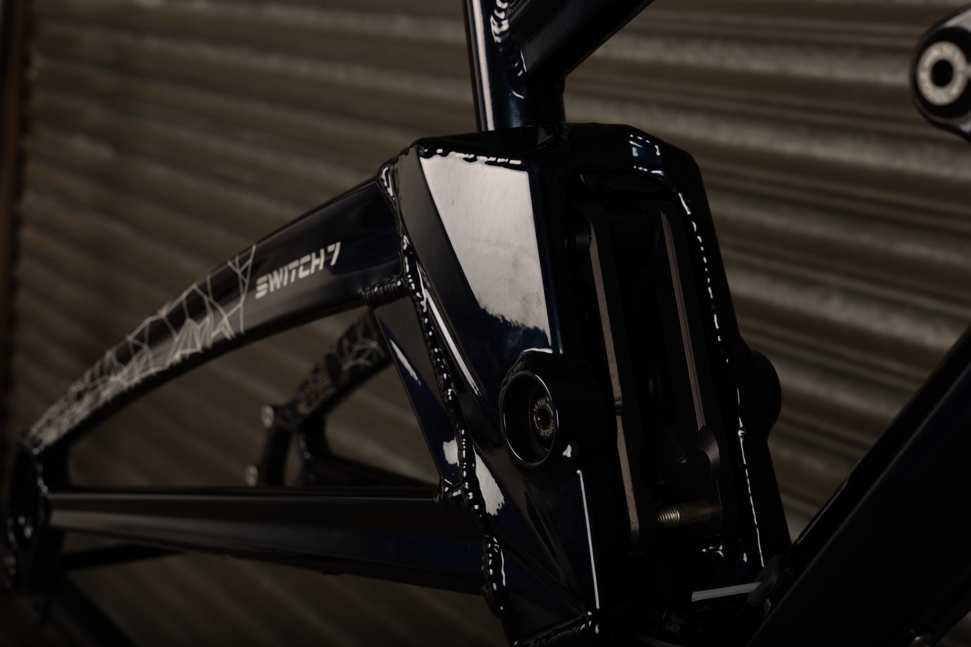 2022 Switch 7 Frame Lazer Blue MEDIUM