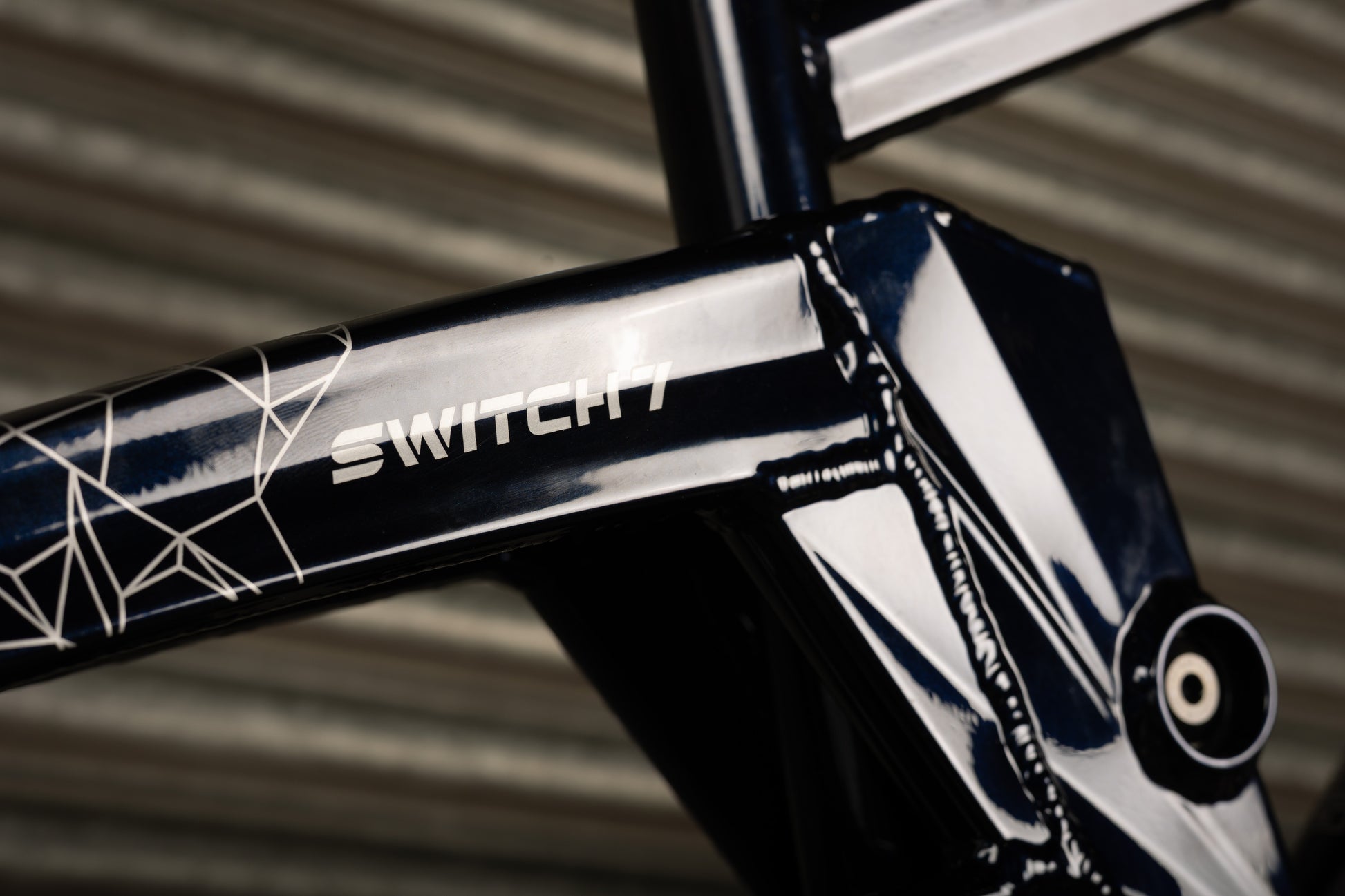 2022 Switch 7 Frame Lazer Blue MEDIUM