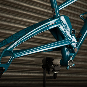 2022 Switch 7 Frame Yorkshire Teal LARGE