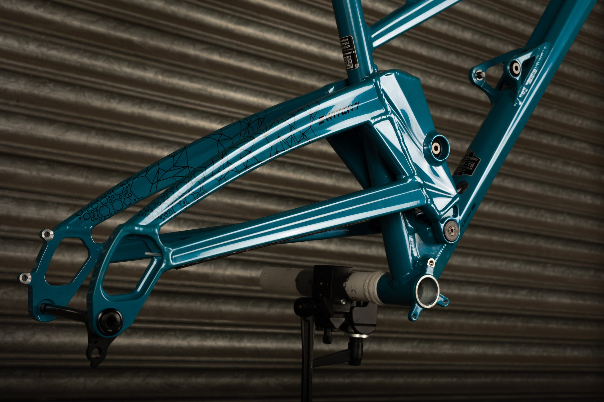 2022 Switch 7 Frame Yorkshire Teal LARGE