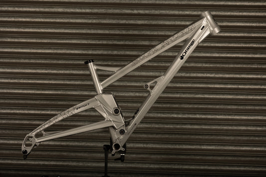 2022 Switch 7 Frame Silver Treasure MEDIUM
