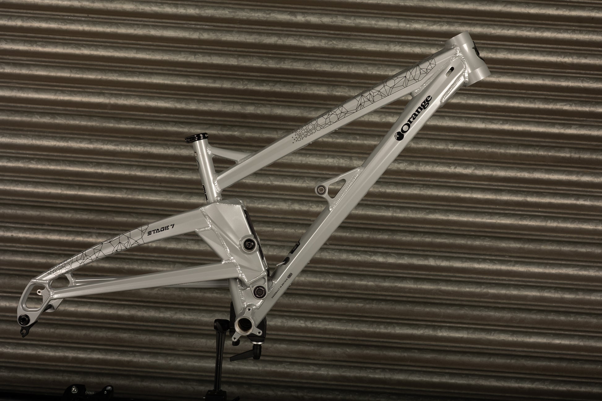 Stage 7 Frame Silver Treasure 2024 MEDIUM