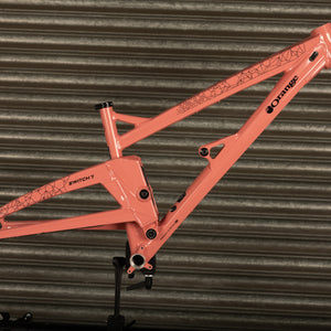 2022 Switch 7 Frame Angel Delight MEDIUM