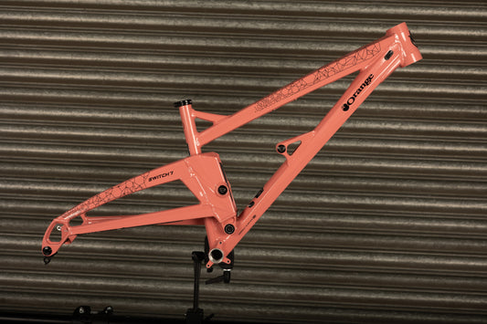 2022 Switch 7 Frame Angel Delight MEDIUM