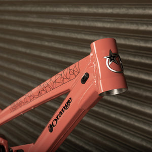2022 Switch 7 Frame Angel Delight MEDIUM