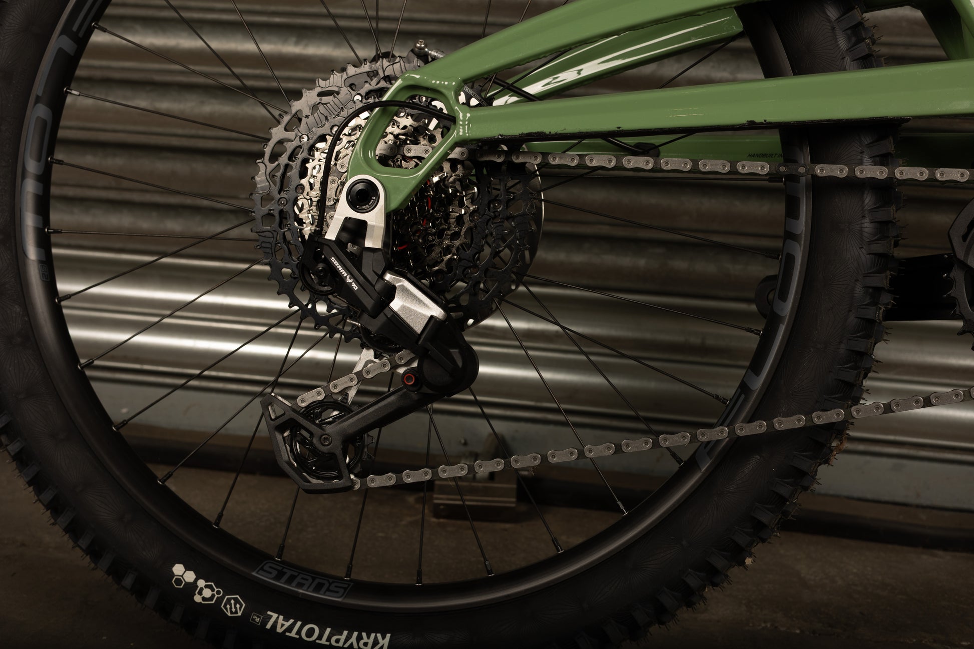 Switch 6 RS LARGE Wasabi Green 2026