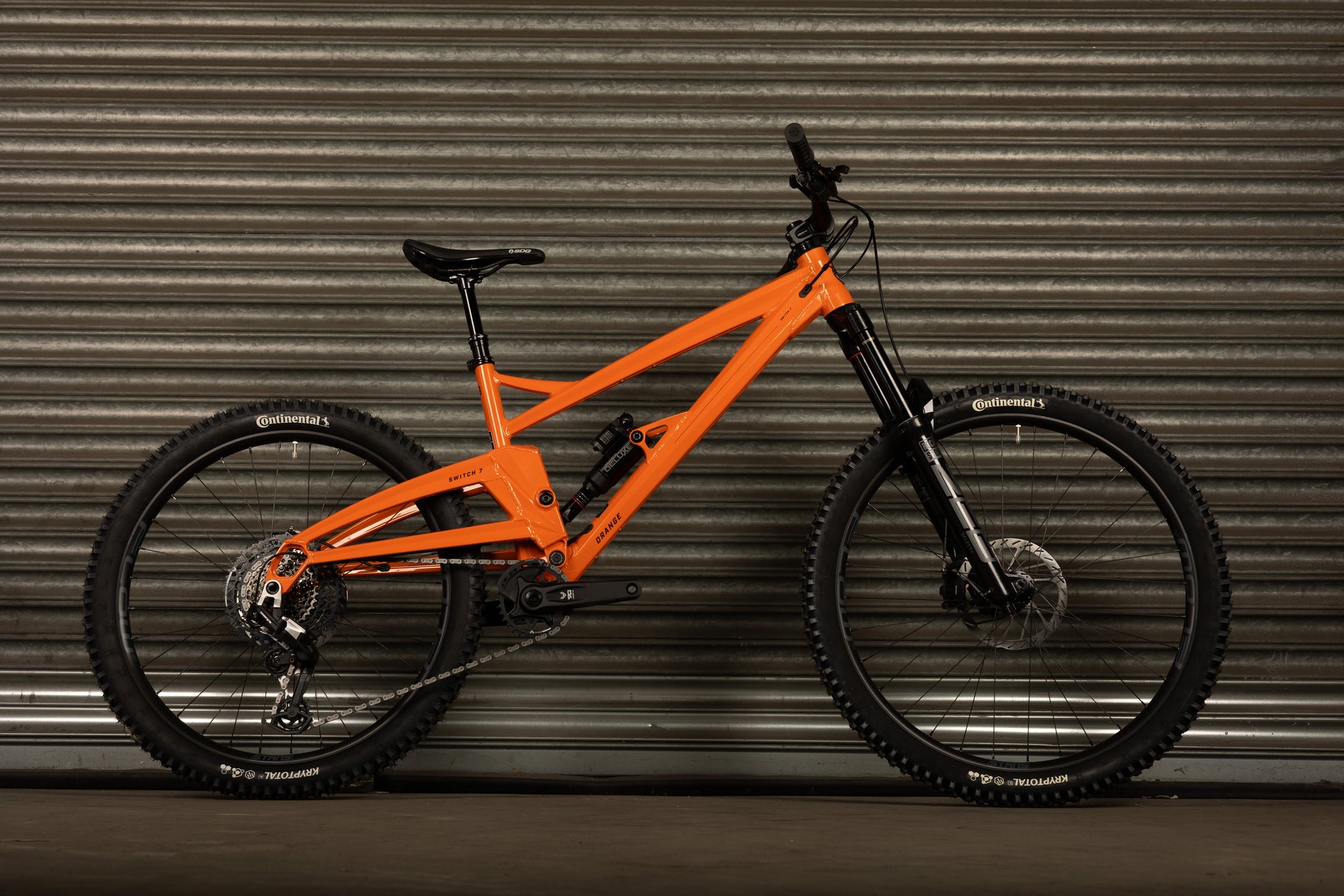 Switch 7 RS Fizzy Orange 2026 LARGE