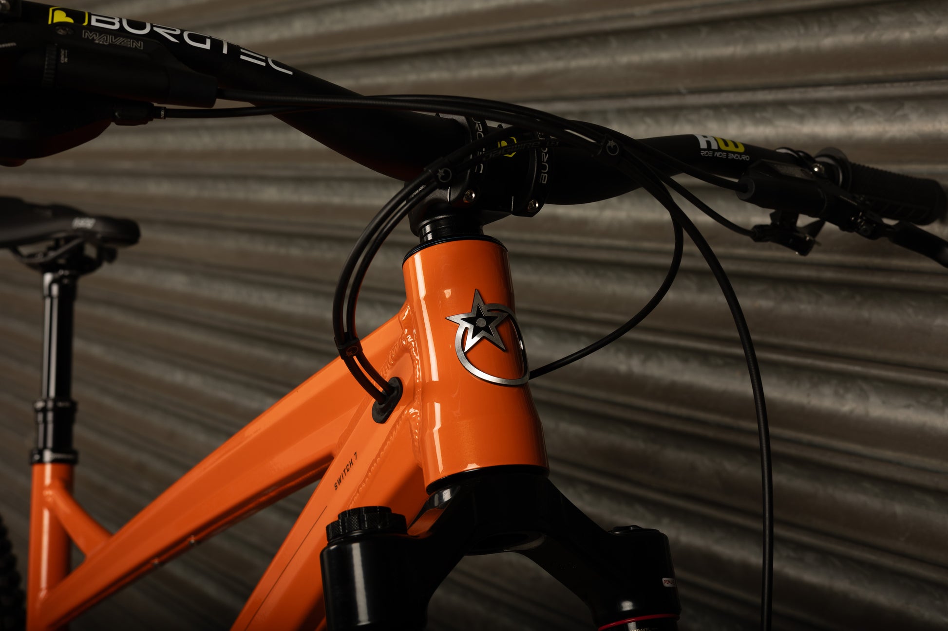 Switch 7 RS Fizzy Orange 2026 LARGE