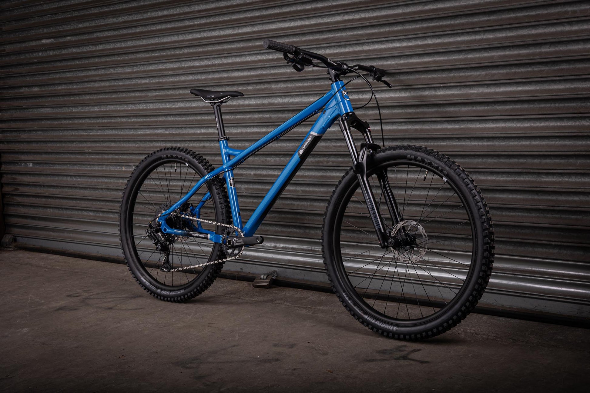 Clockwork BASE 27.5 - Orange Bikes