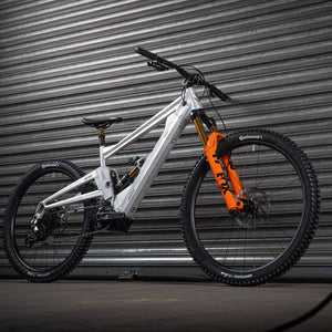 Patriot AVINOX - Orange Bikes