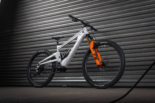 Patriot AVINOX - Orange Bikes
