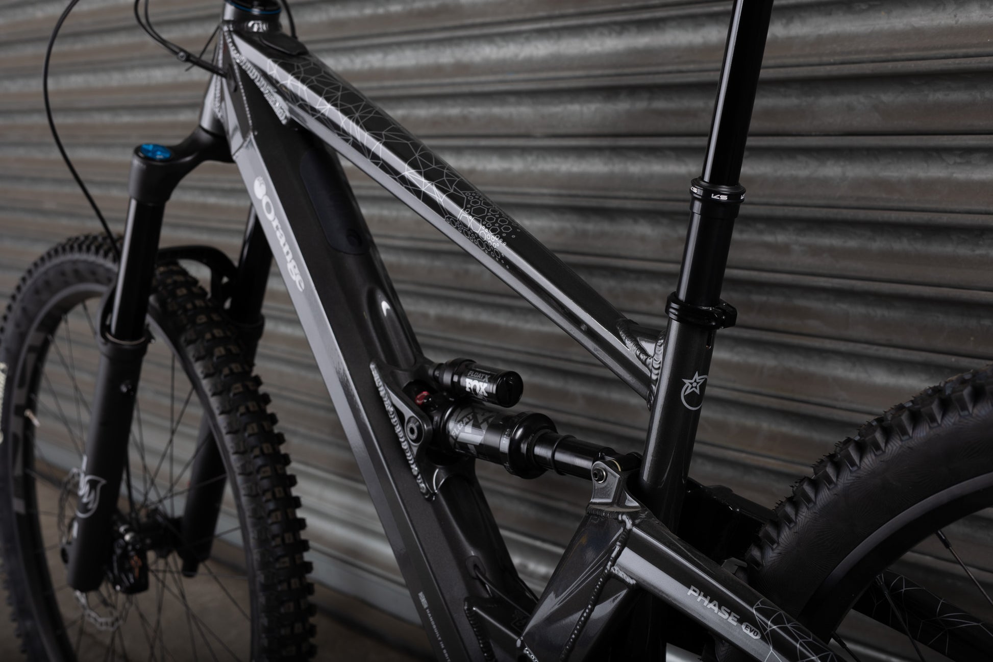 BRAND NEW! Phase Evo 29 Pro, Medium, Charcoal Grey - Orange Bikes