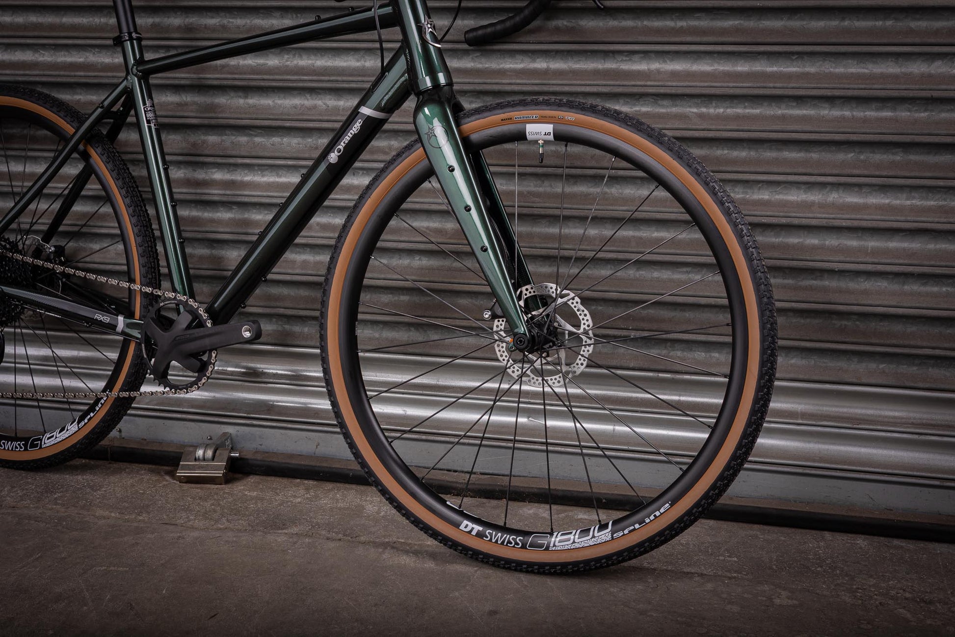 RX9 PRO 700c - Orange Bikes