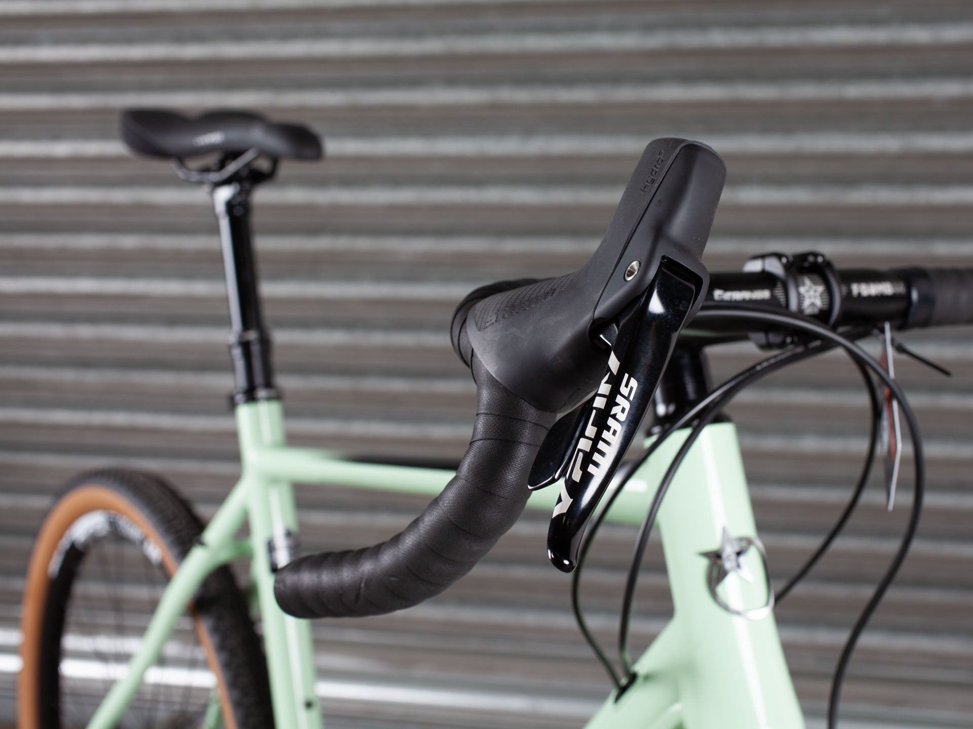 RX9 PRO 700c - Orange Bikes