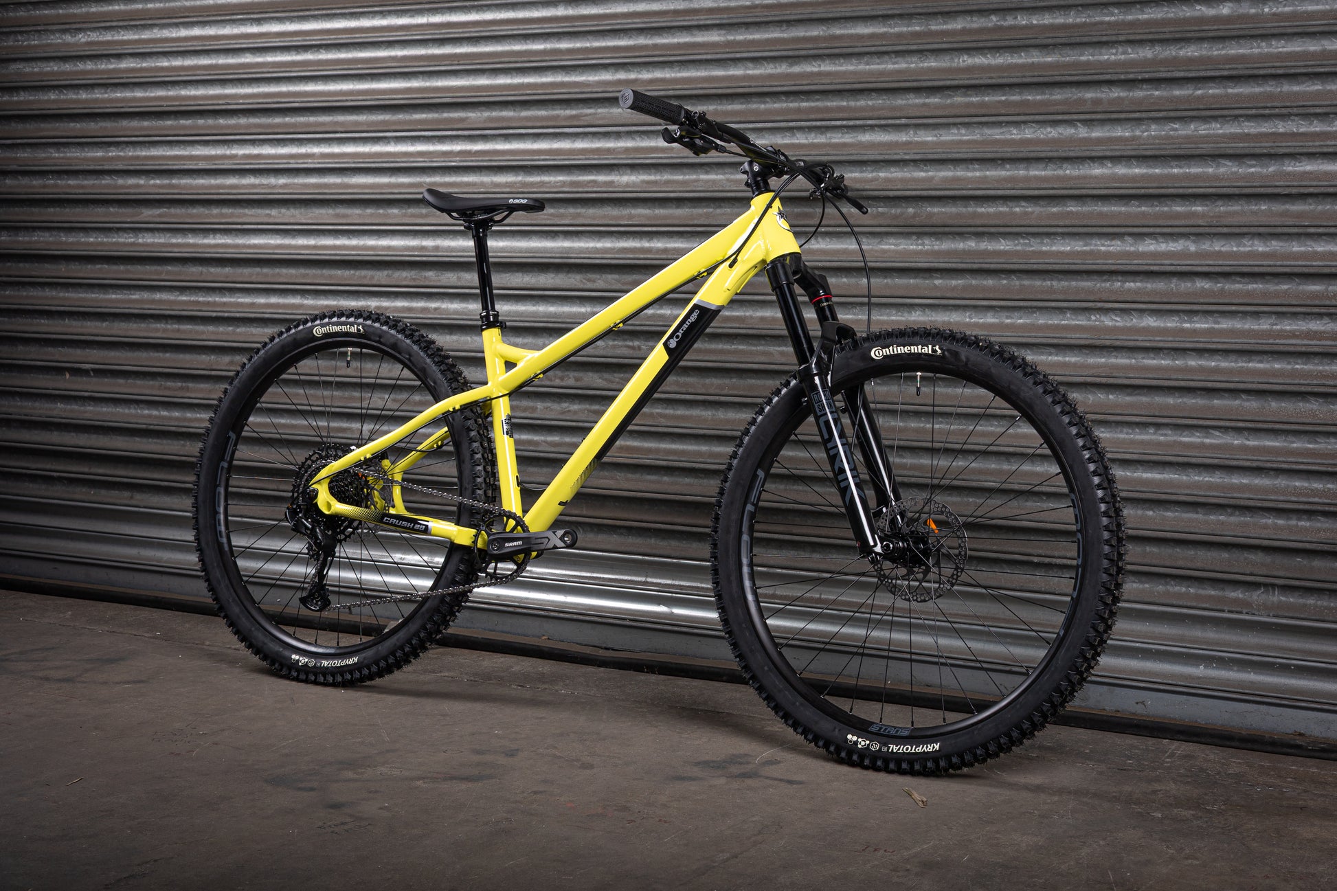 Crush 29 Comp Custom, Medium, Lemon Yellow