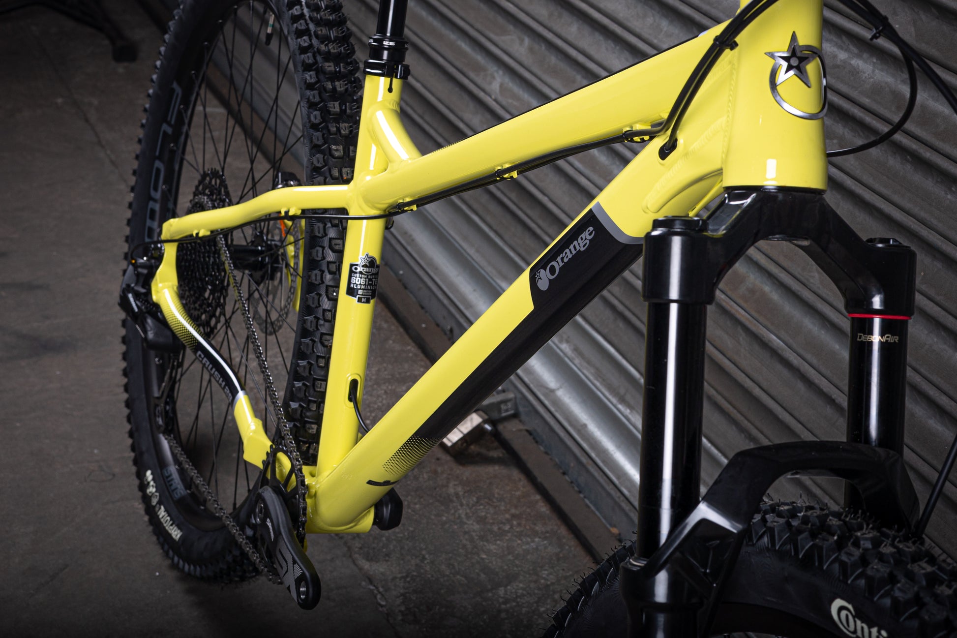 Crush 29 Comp Custom, Medium, Lemon Yellow
