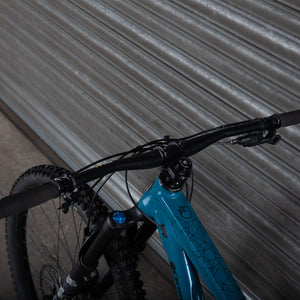 Ex-Demo 2025 Switch 6 Pro, Large, Yorkshire Teal - Orange Bikes