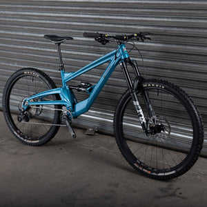 Ex-Demo 2025 Switch 6 Pro, Large, Yorkshire Teal - Orange Bikes