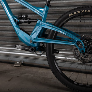 Ex-Demo 2025 Switch 6 Pro, Large, Yorkshire Teal - Orange Bikes