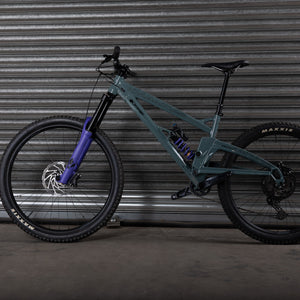 Ex-Demo 2025 Switch 7 SE, Medium, Earl Grey - Orange Bikes