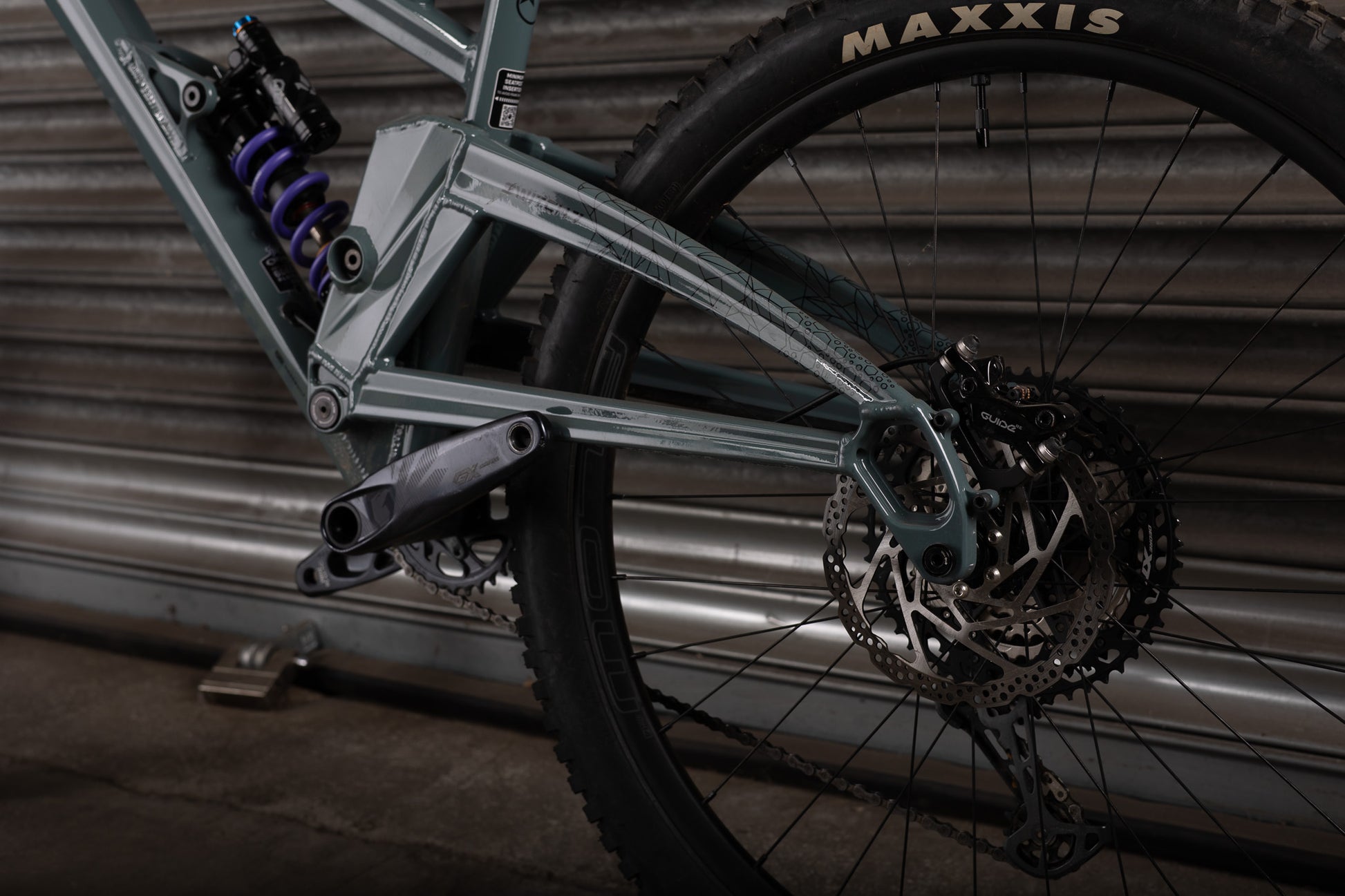 Ex-Demo 2025 Switch 7 SE, Medium, Earl Grey - Orange Bikes