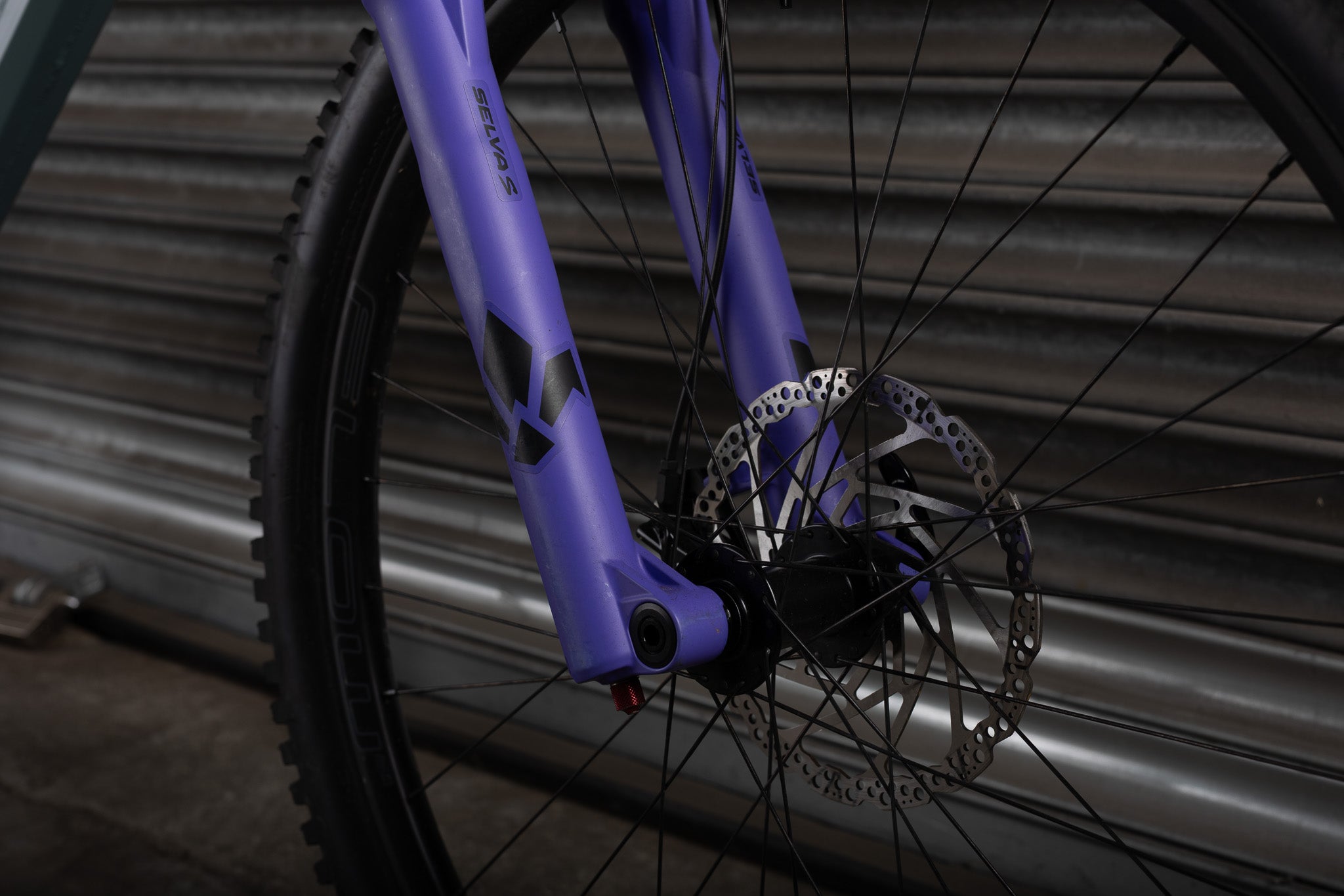 Ex-Demo 2025 Switch 7 SE, Medium, Earl Grey - Orange Bikes
