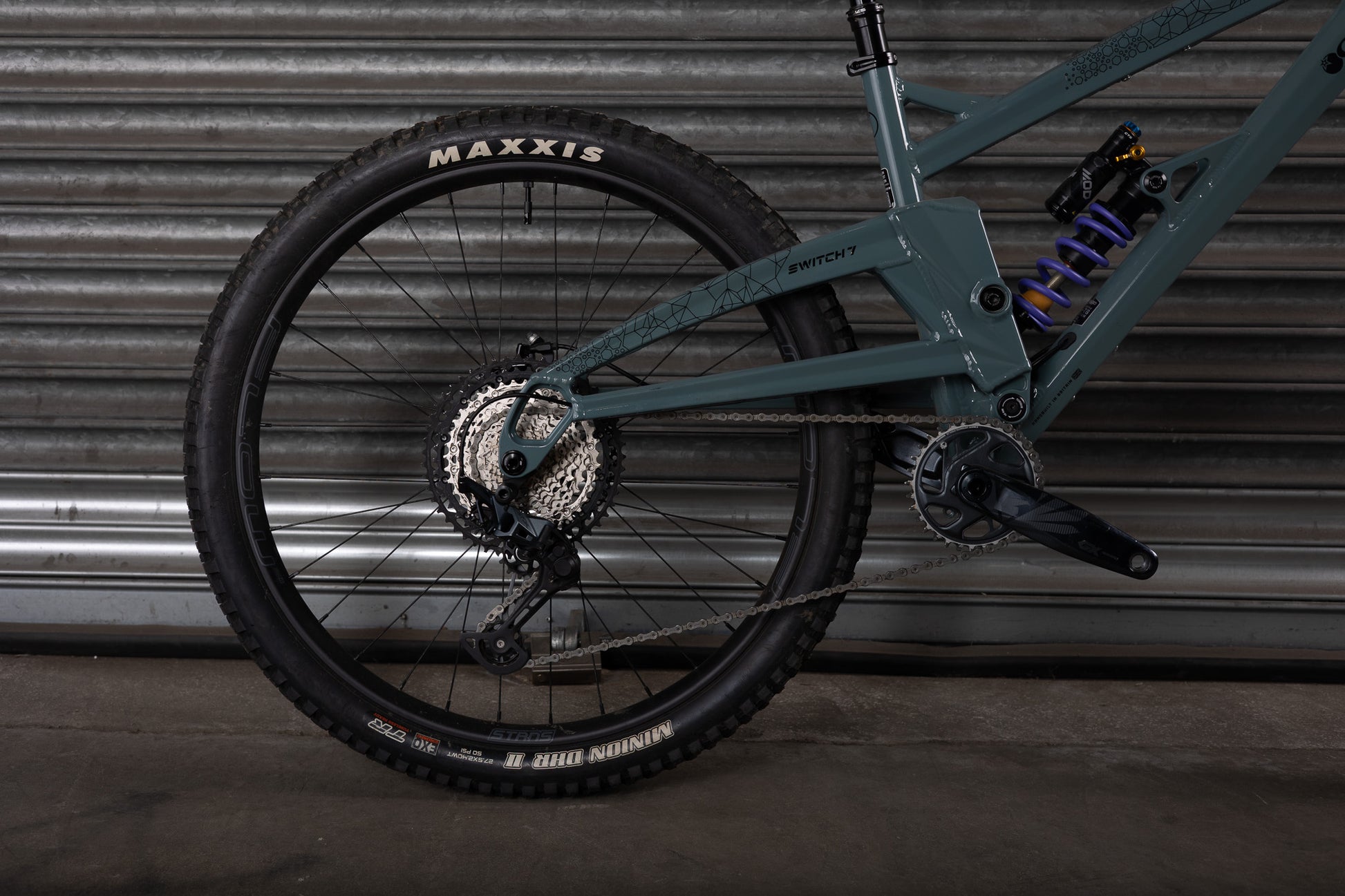 Ex-Demo 2025 Switch 7 SE, Medium, Earl Grey - Orange Bikes