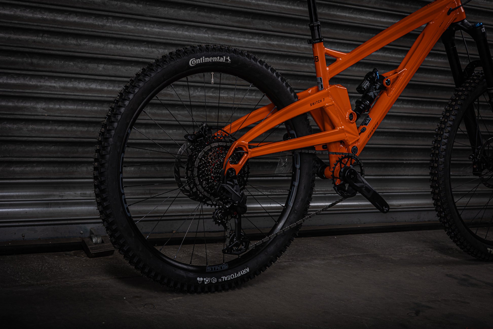 2026 Switch 7 Pro - Orange Bikes