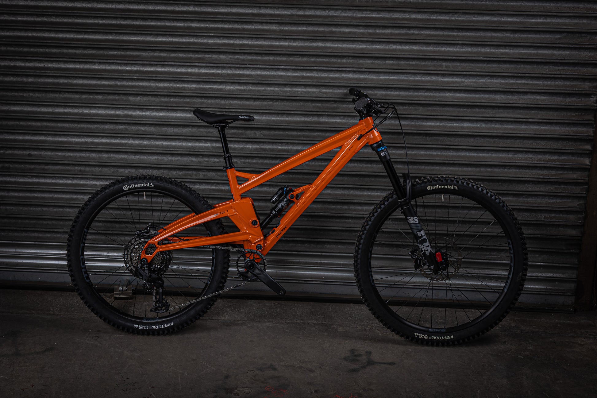 2026 Switch 7 Pro - Orange Bikes