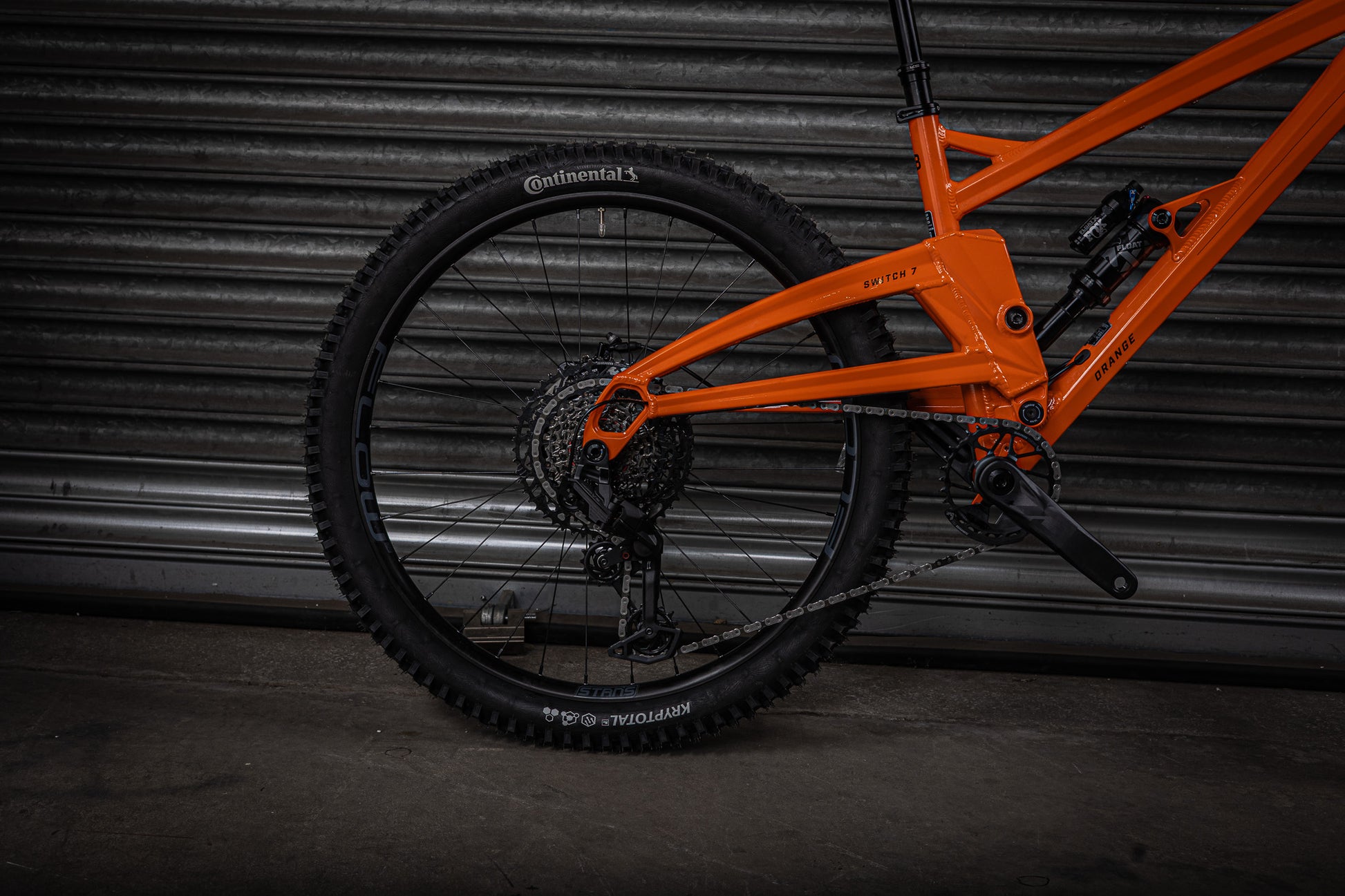 2026 Switch 7 Pro - Orange Bikes