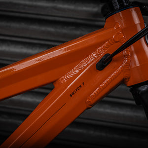 2026 Switch 7 Pro - Orange Bikes