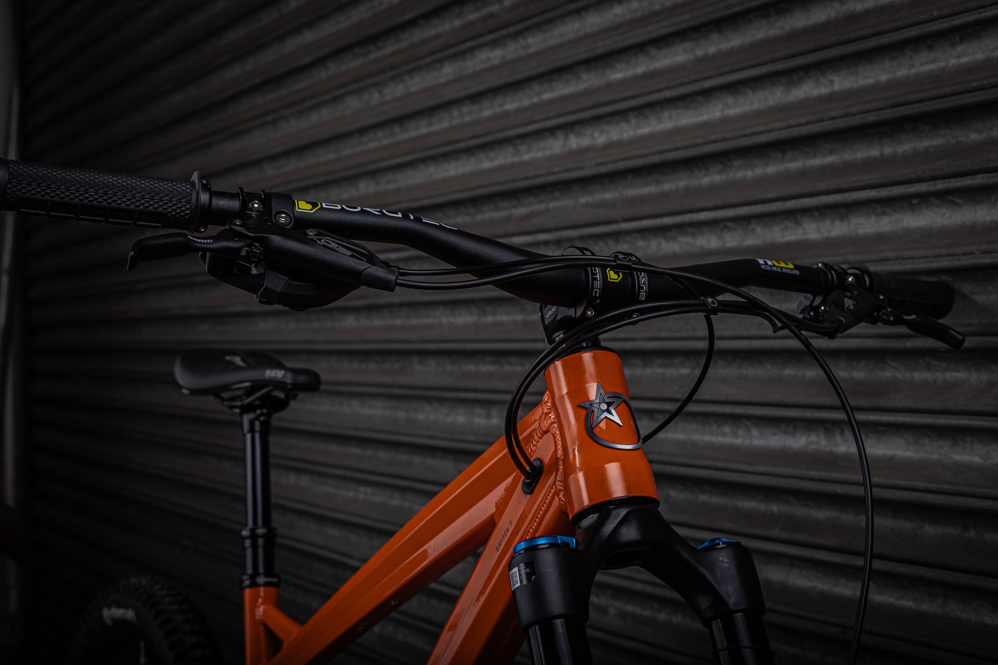 2026 Switch 7 Pro - Orange Bikes