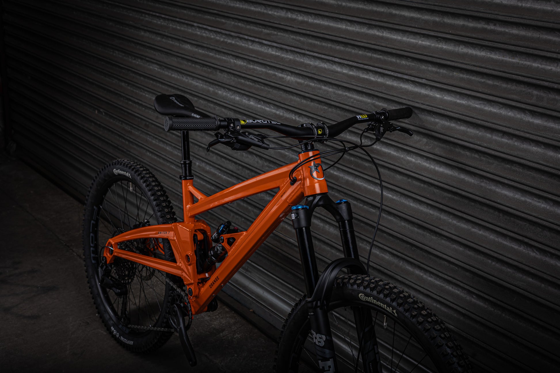 2026 Switch 7 Pro - Orange Bikes